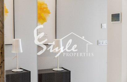 Nuevo - Villa - Villamartin