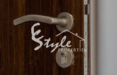 Nuevo - Villa - Villamartin