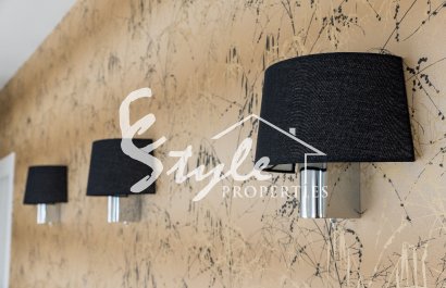 Nuevo - Villa - Villamartin