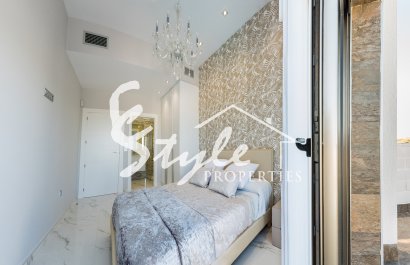 Nuevo - Villa - Villamartin