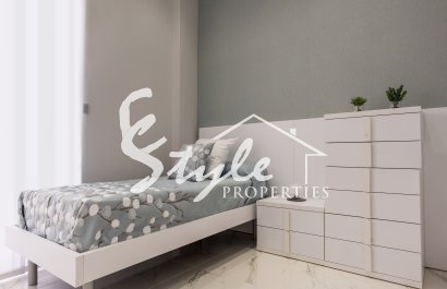 Nuevo - Villa - Villamartin