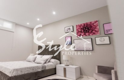 Nuevo - Villa - Villamartin