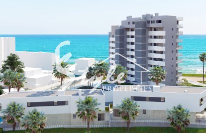 En venta nueva villa en primera linea de la playa en Alicante,Costa Blanca, Spain