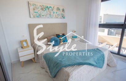 Nuevo - Villa - LOS MONTESINOS - La Herada