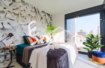 For sale new built villa of modern design with high technologies in Torreta Florida, Torrevieja. IDON280