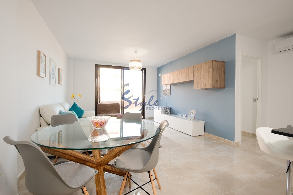 Apartments for sale in Cabo Roig, Costa Blanca, Spain ON327-8