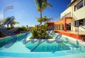 New build villa for sale in La Zenia, Costa Blanca_Pool