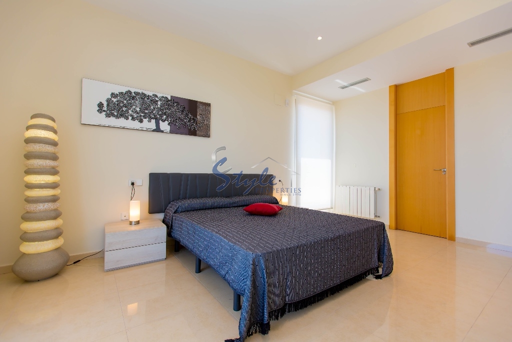 Short Term Rentals - Luxury Villa - Cabo Roig
