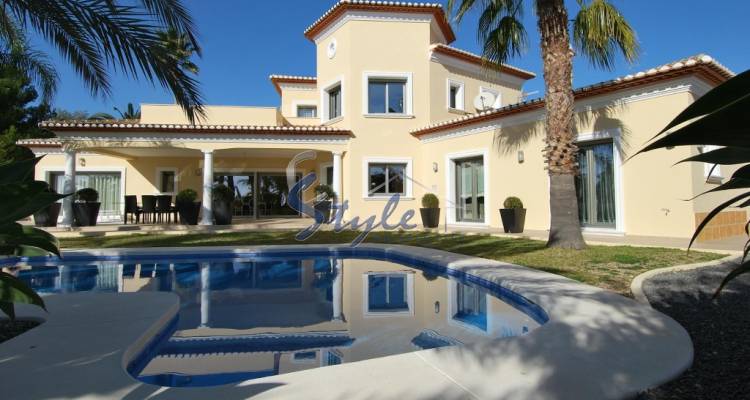 Villa con vistas al mar en Benissa, Alicante,Costa Blanca, Spain