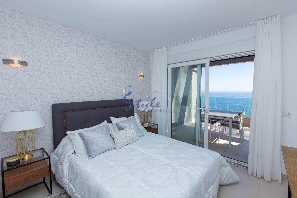 Luxury apartment for rent with panoramic sea views