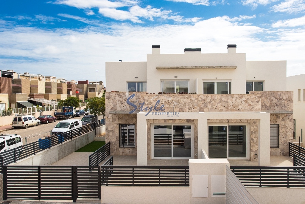 New build town house for sale in Torrevieja, Alicante, Costa Blanca, Spain