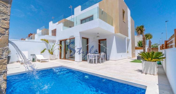 Nueva Villa en venta en Mil Palmeras, Orihuela Costa, Alicante, Costa Blanca, Spain