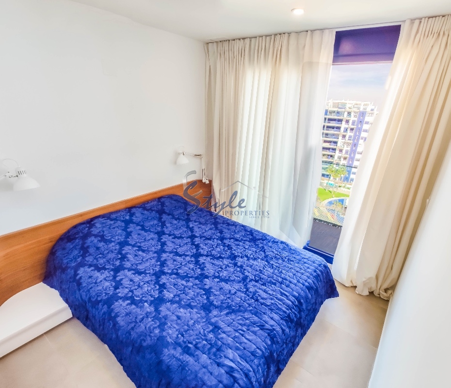 En venta ático de 2 dormitorios con vistas panorámicas al mar en Sea Senses, Punta Prima ,Alicante, Costa Blanca, Spain ID1881