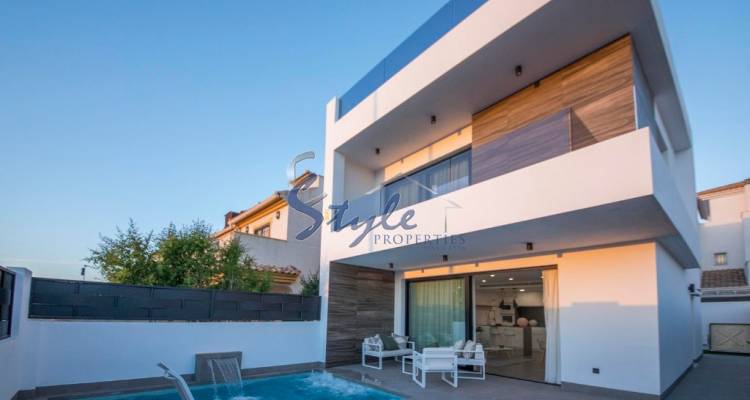 Buy villa in San Javier close to the beach. ID ON1112