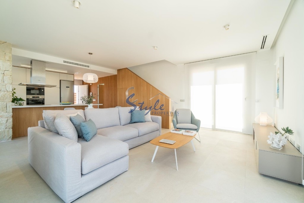 Buy villa in Costa Blanca South close to the beach. ID ON1113