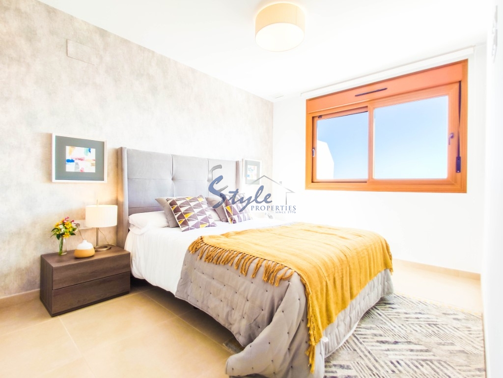 Продаются новые квартиры рядом с гольфом Villamartín и пляжем La Zenia. ID: ON1115