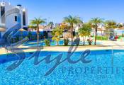 Buy apartments in Costa Blanca close to golf and beach in Mil Palmeras. ID: ON1116A3