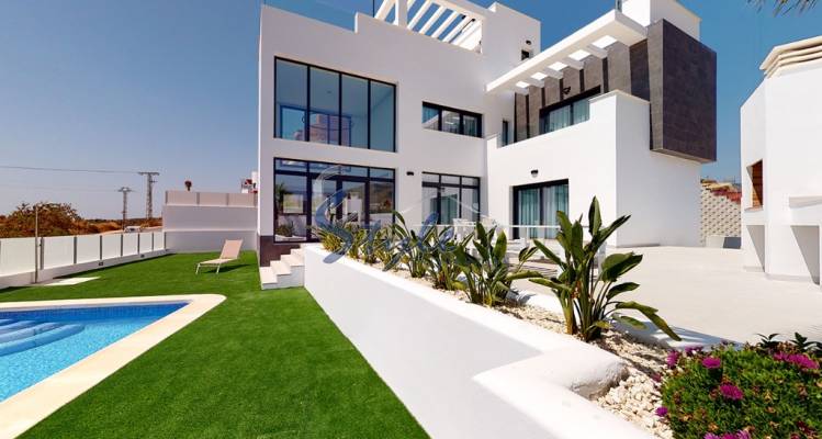 New build Villa for sale with private pool in Benidorm, Costa Blanca