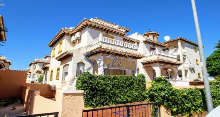 Buy townhouse quad in Cabo Roig close to the beach. id 4680
