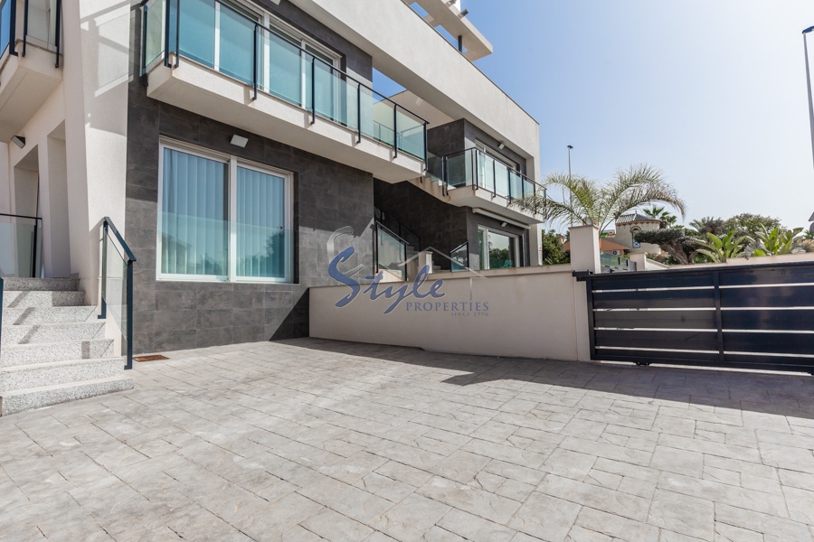 For sale new ground floor  apartment  in Gran Alacant, Alicante& Costa Blanca, Spain ON1025