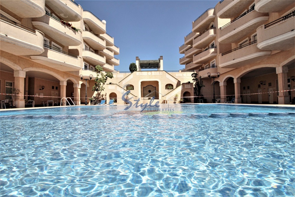 Buy apartment in Costa Blanca close to sea in Cabo Roig. ID: 4094