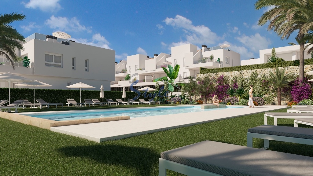 Detached Villas for sale on the golf course Costa Blanca South, Spain
