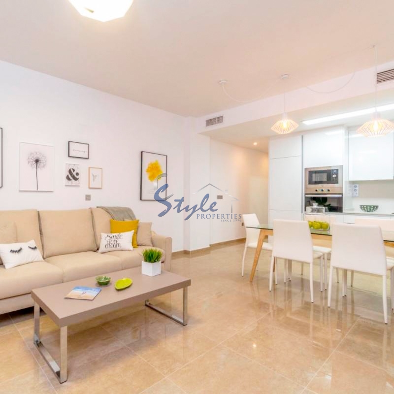 For sale new apartments in Torrevieja close to the beach , Costa Blanca. ON1012