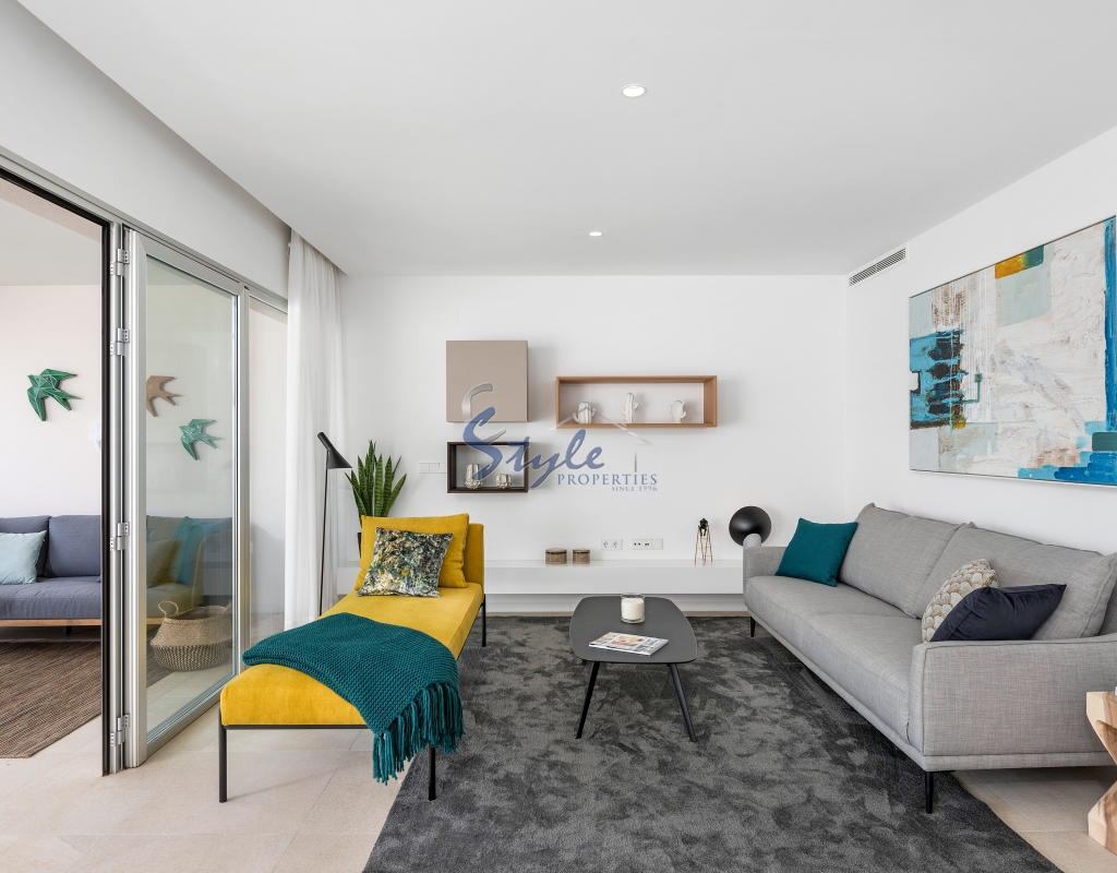 Apartamentos de tres dormitorios en venta en el nuevo complejo residencial en Torrevieja, Costa Blanca Sur, España