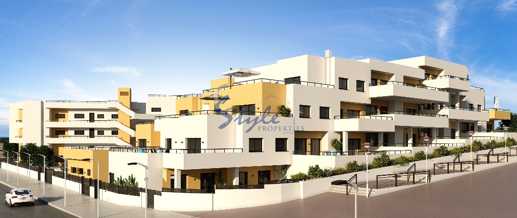 Апартаменты с 3 спальнями в новом комплексе в Ла Марина, юг Коста Бланки, Испания