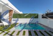 Villa de nueva promoción en venta en Los Alcázares al lado del golf y playa. ID ON1351