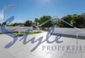 Comprar casa independiente con piscina en Pinar de Campoverde, Costa Blanca, España. ID ON1352