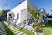 Buy detached house with pool in Pinar de Campoverde, Costa Blanca, Spain. ID: ON1352