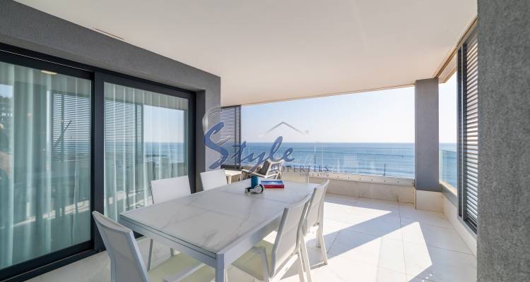 For sale new front line penthouse in Torrevieja, Costa Blanca, Spain ON1220