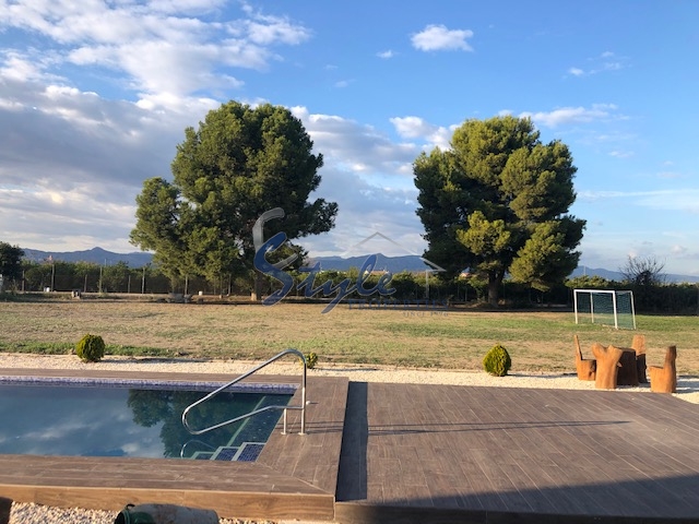 Buy New villa with plot and private pool in Callosa del Segura. ID ON1368 