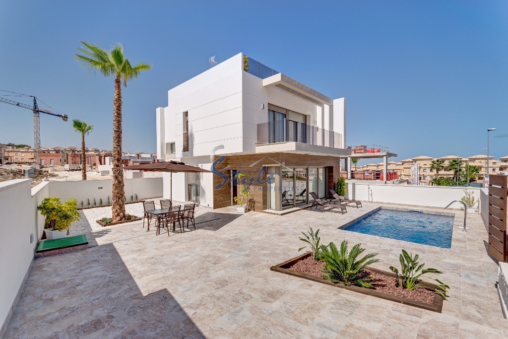 For sale new build villa in San Miguel de Salinas, Alicante, Costa Blanca, Spain. ON1218