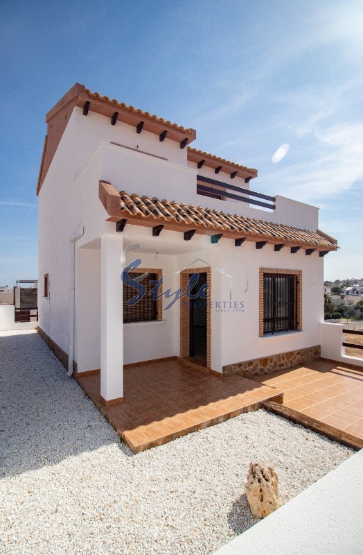 Buy New villa in Villamartín close to the golf. ID ON1374