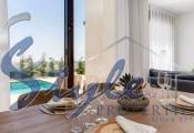 Buy villa in Benidorm, Costa Blanca with pool, close to sea. ID: ON1375