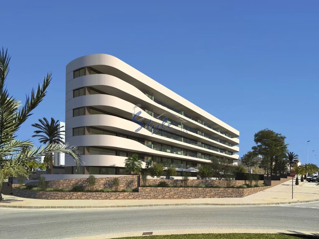 For sale new apartments close to the beach in Alicante, Costa Blanca, Spain.ON1049