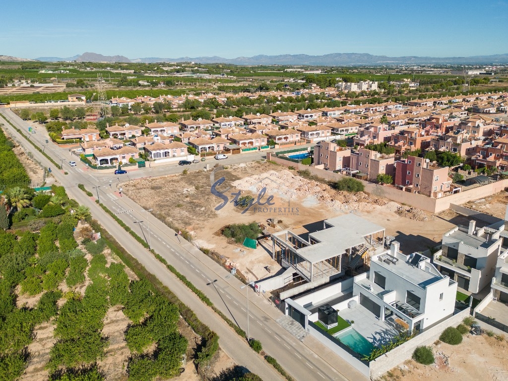 En venta villas de obra nueva en Los Montesinos, Alicante, Costa Blanca. ON1410