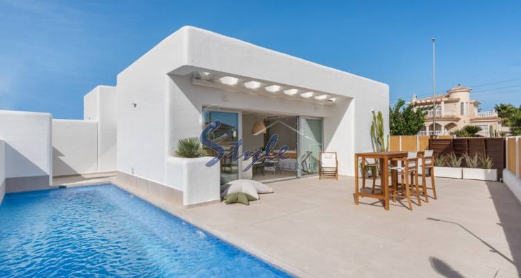 Villas de obra nueva  a la venta en Alicante, Costa Blanca, España. ID.ON1237