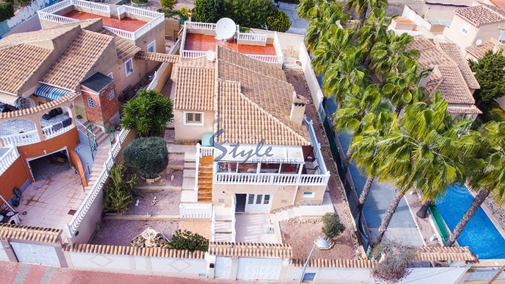 For sale detached villa with big plot in Los Balcones, Torrevieja, Costa Blanca. ID3113