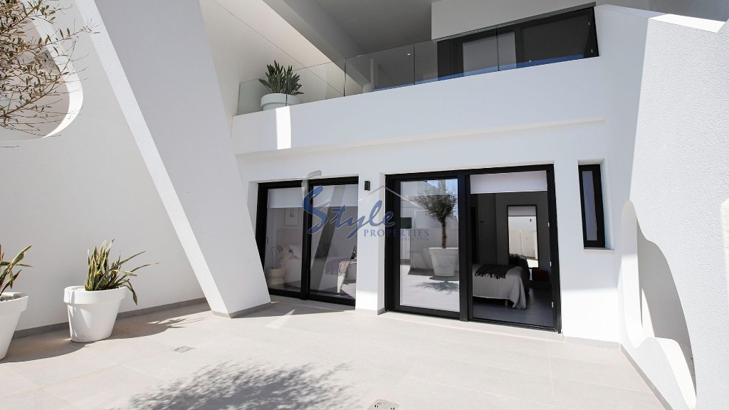 Villa nueva en venta en Guardamar del Segura, Costa Blanca, Alicante, España.ON1508