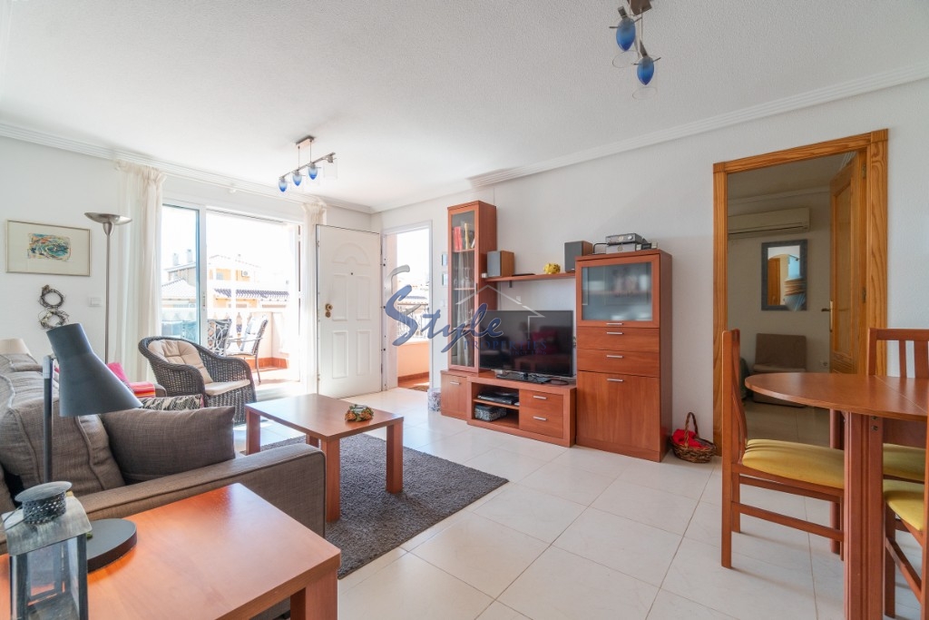 Comprar ático en residencial “ZENIAMAR VIII” en Playa Flamenca, Orihuela Costa cerca del mar. ID 4916