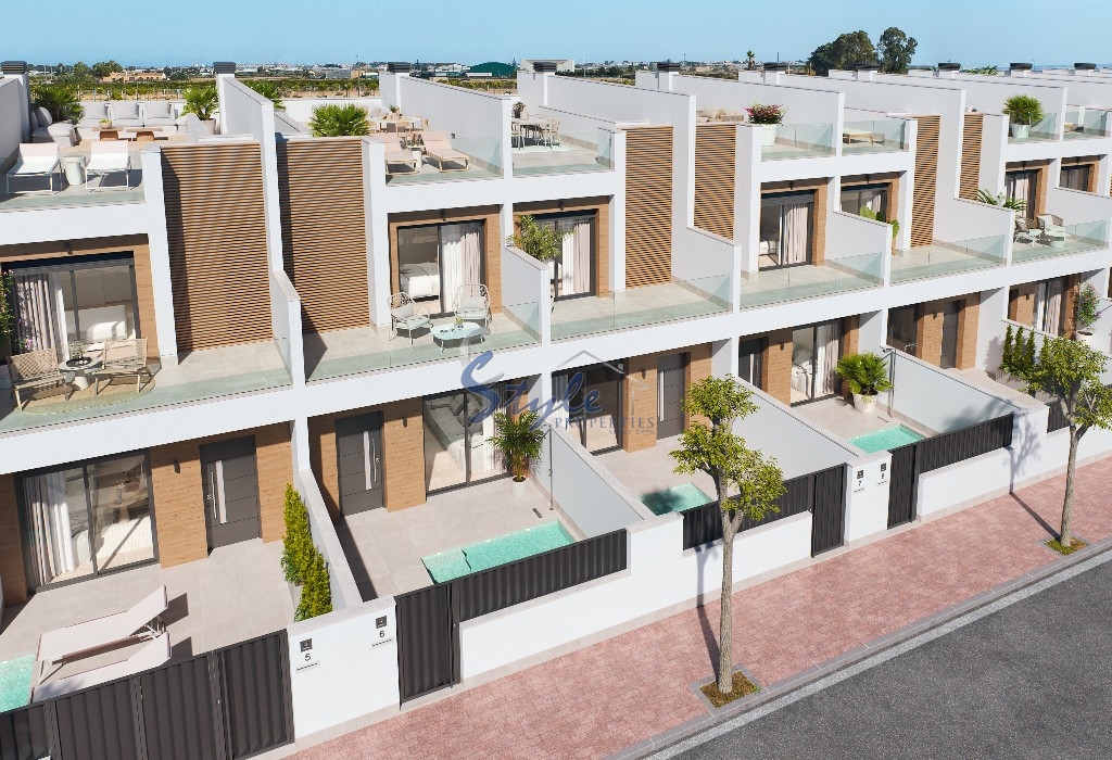 New build townhouse for sale in San Pedro del Pinatar, Murcia, Spain. ON1620