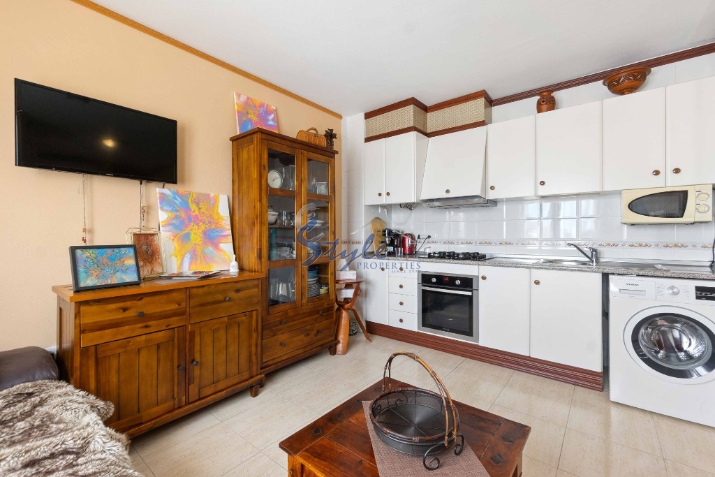 Buy apartment close to the sea in Playa Flamenca, Orihuela Costa. ID: 6075