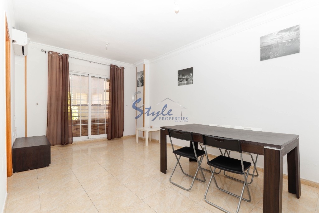 For sale apartment in the city center of Torrevieja, Costa Blanca, Spain. ID1740