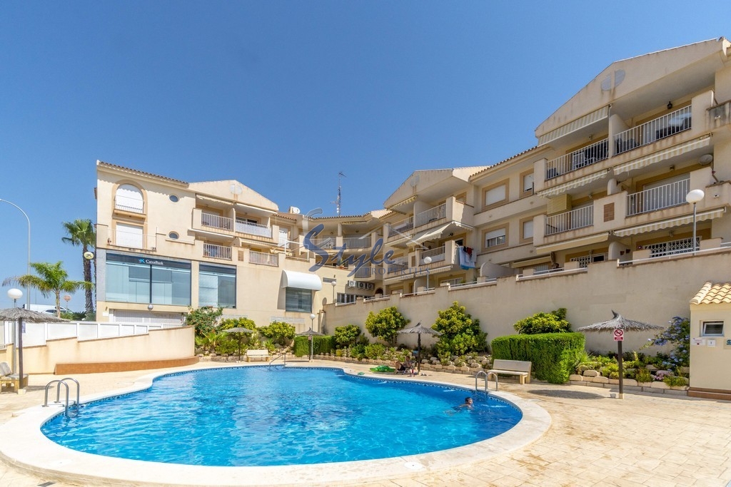 Buy apartment in Costa Blanca close to sea in Cabo Roig. ID: 6124