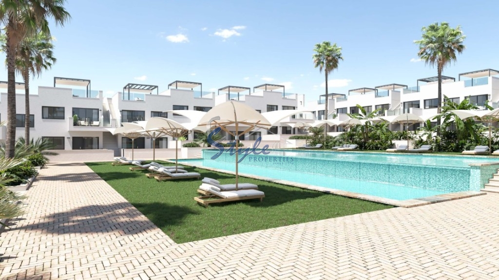 Apartments for sale in a new complex en Torrevieja, Costa Blanca, Spain. ON1731_B