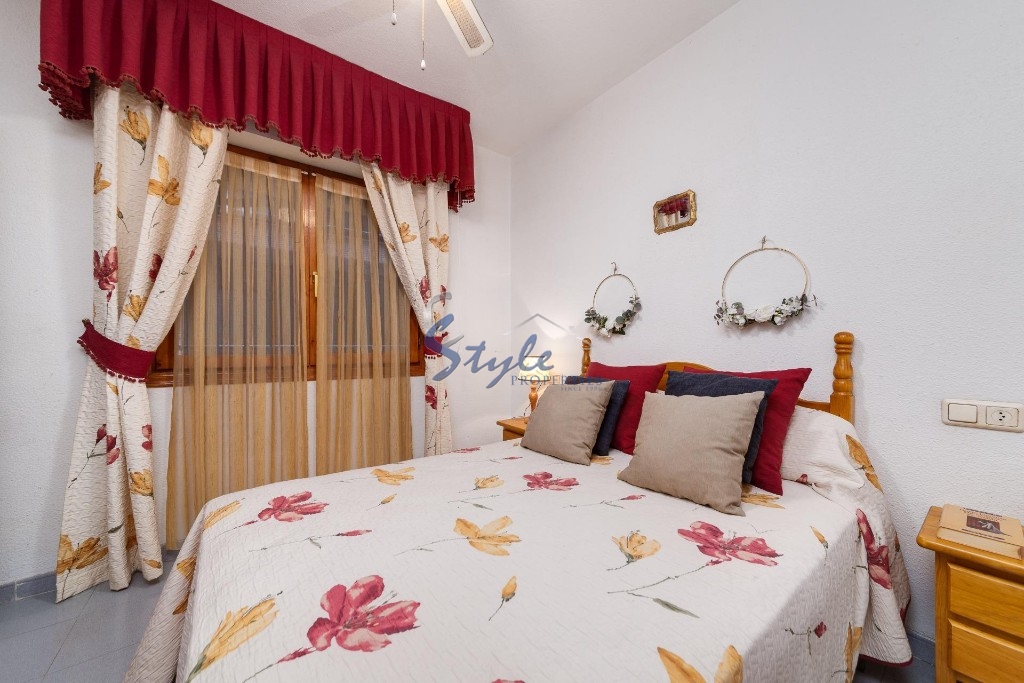 Продается уютная квартира недалеко от пляжа в Торревьехе, Коста Бланка, Испания. ID1620