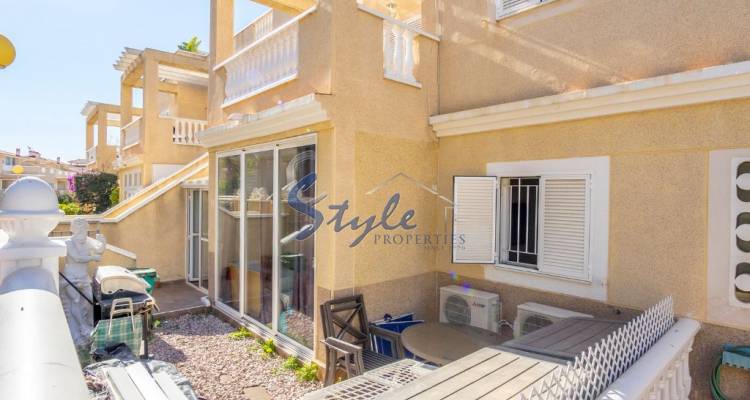 Buy ground floor apartment with pool close to the sea in Playa Flamenca, Orihuela Costa. ID: 6144
